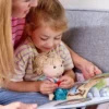 Stoffpuppe Tilli & Buch "Mein Knopf, ein Universum", Band 1